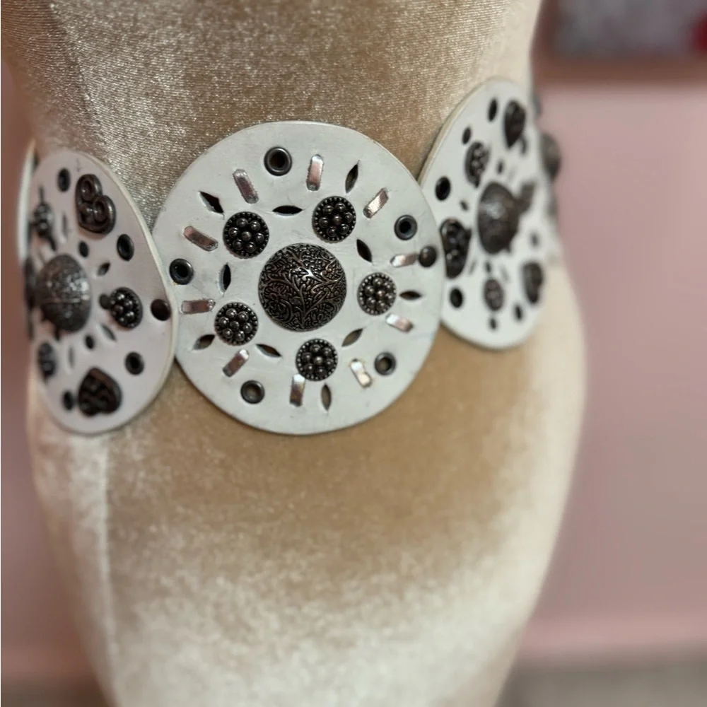 White Leather and Silver Decorative Boho Western Statement Belt